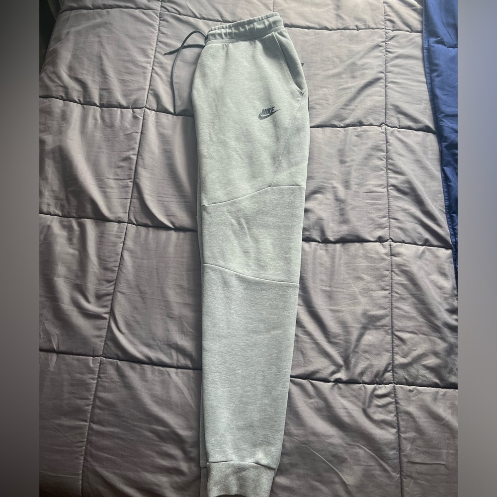 Grey Nike Tech Sweatpants size medium